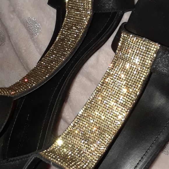 Deep Black, Gold Middle Cover Heel - Picture 5 of 8